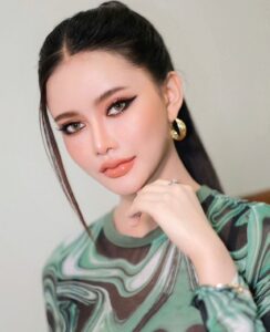 น้ำแข็ง-ทิพวรรณ น้ำแข็ง-ทิพวรรณ สาวสวย