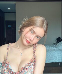 LINE_ALBUM_12666_230612_16