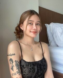 LINE_ALBUM_12666_230612_23