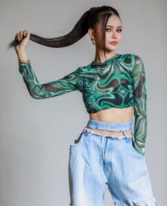 LINE_ALBUM_12666_230612_7