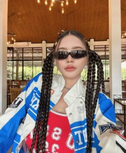 LINE_ALBUM_12666_230612_9