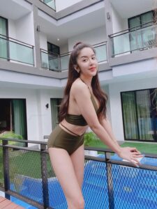 นัส จุฑารัตน์ แซ่บ