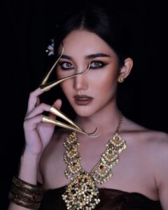 น้องเบสท์คำสิง แต่งผี